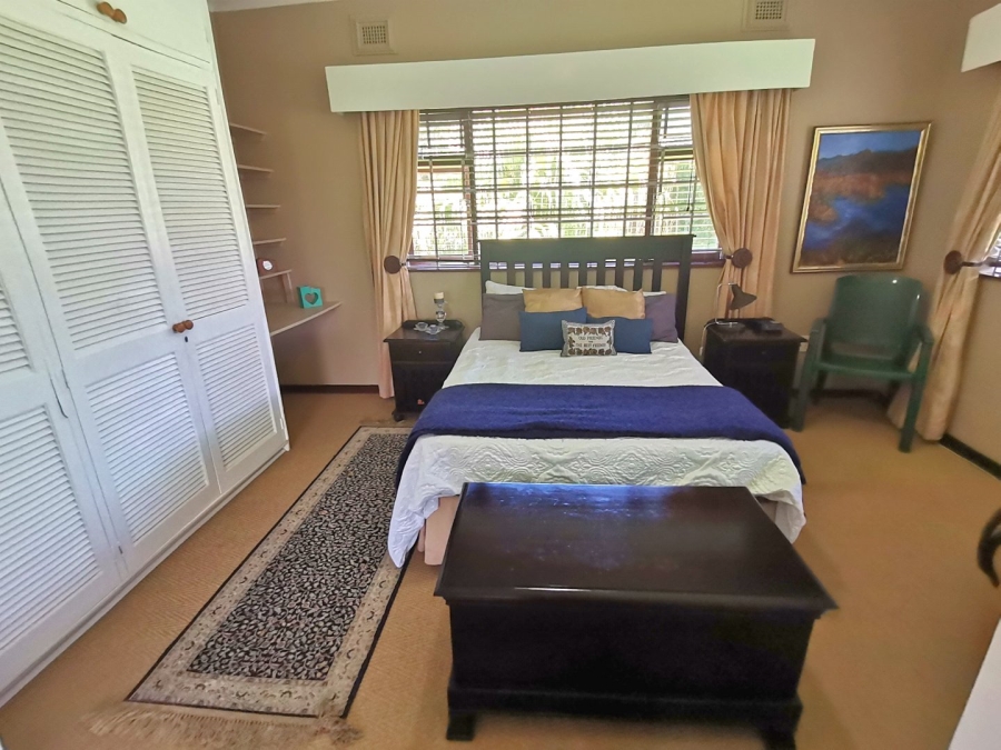 6 Bedroom Property for Sale in St Michaels On Sea KwaZulu-Natal