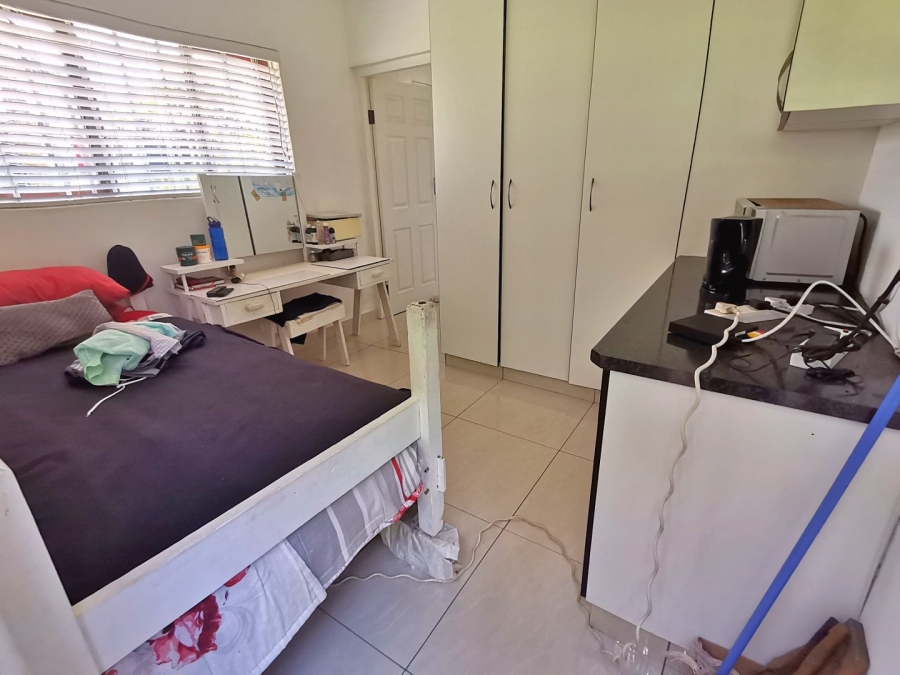 6 Bedroom Property for Sale in St Michaels On Sea KwaZulu-Natal