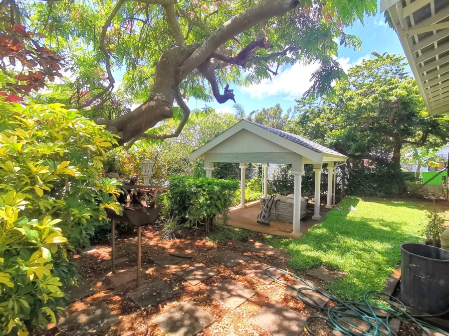 6 Bedroom Property for Sale in St Michaels On Sea KwaZulu-Natal