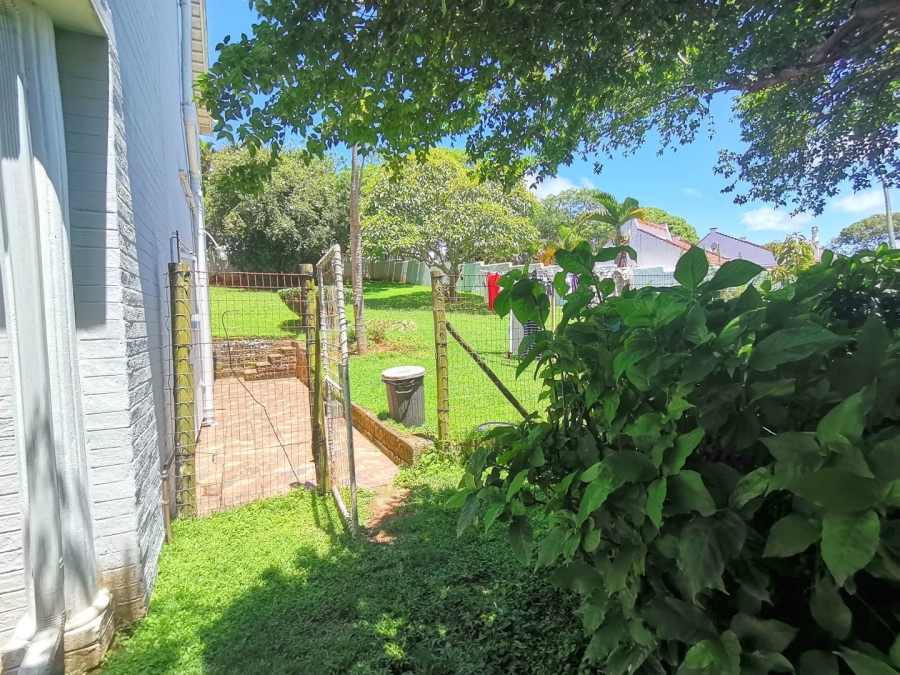 6 Bedroom Property for Sale in St Michaels On Sea KwaZulu-Natal