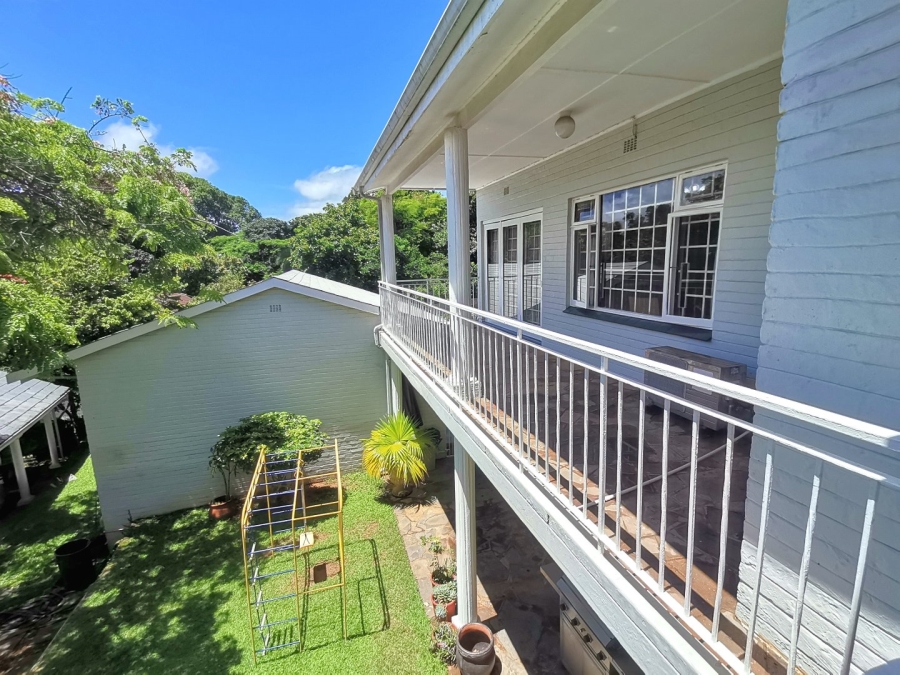6 Bedroom Property for Sale in St Michaels On Sea KwaZulu-Natal