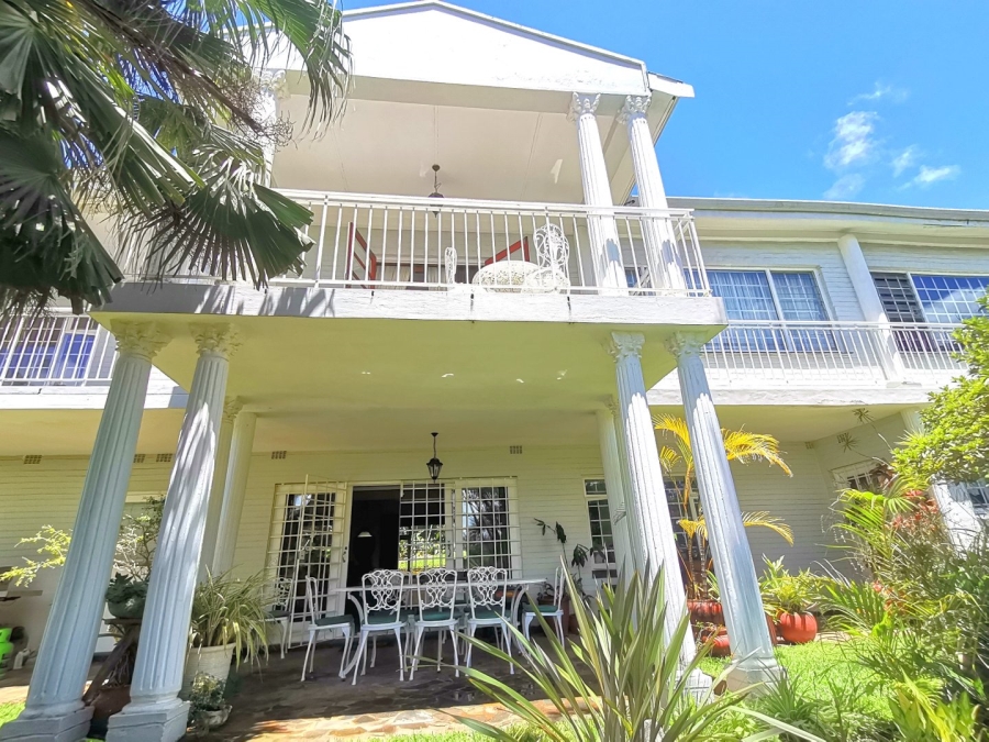 6 Bedroom Property for Sale in St Michaels On Sea KwaZulu-Natal