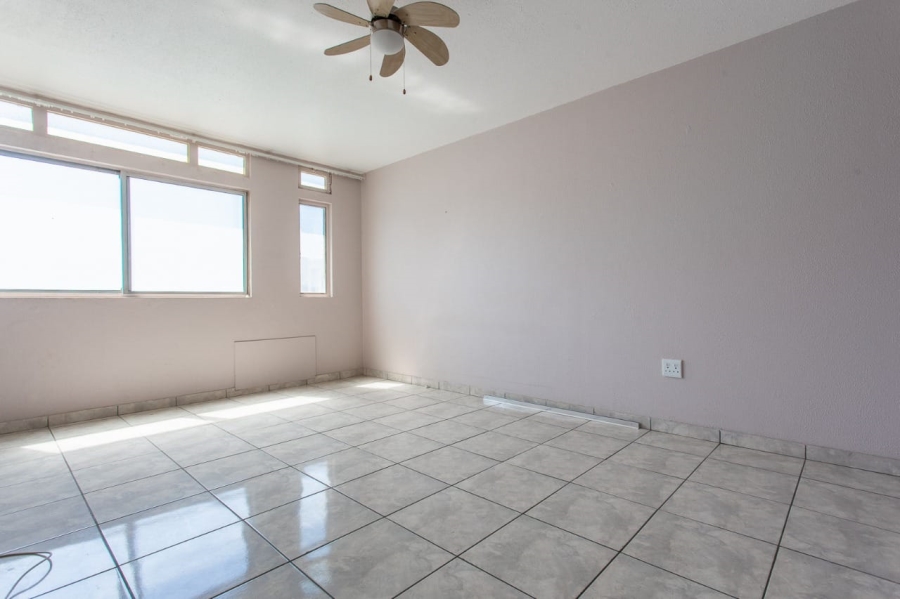 1 Bedroom Property for Sale in Amanzimtoti KwaZulu-Natal