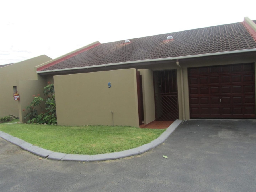 3 Bedroom Property for Sale in Hibberdene KwaZulu-Natal
