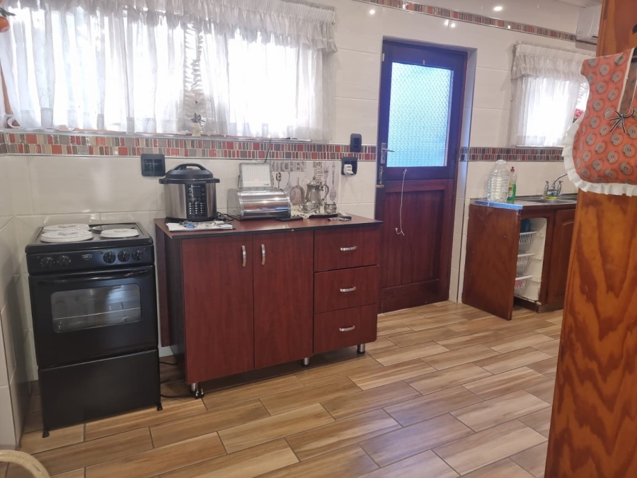 3 Bedroom Property for Sale in Southport KwaZulu-Natal