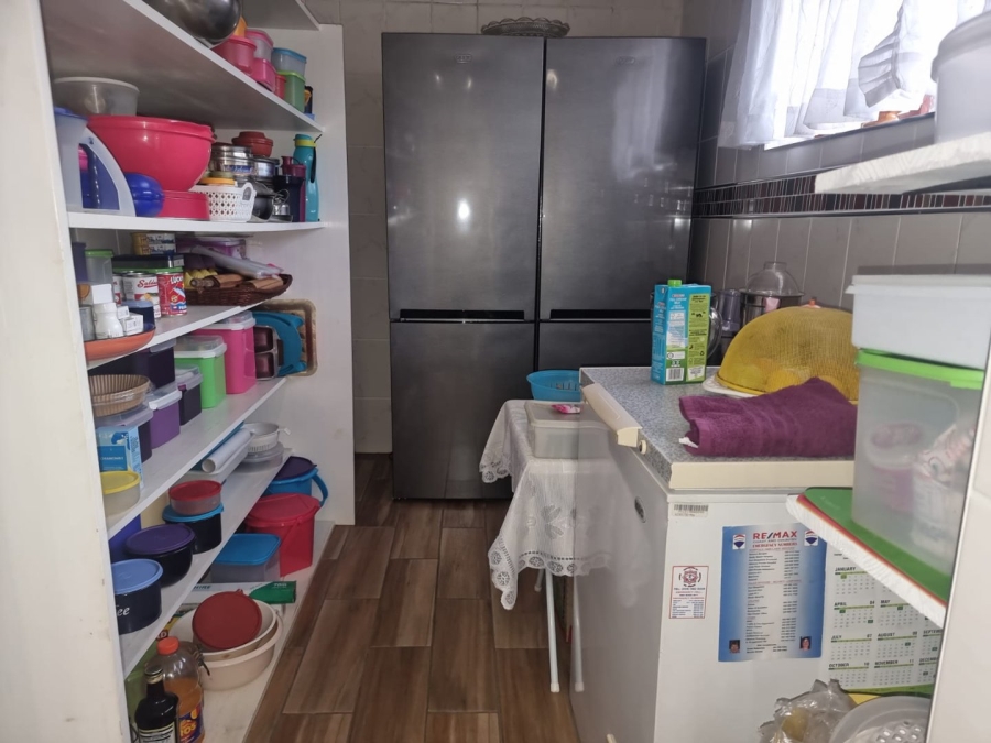 3 Bedroom Property for Sale in Southport KwaZulu-Natal