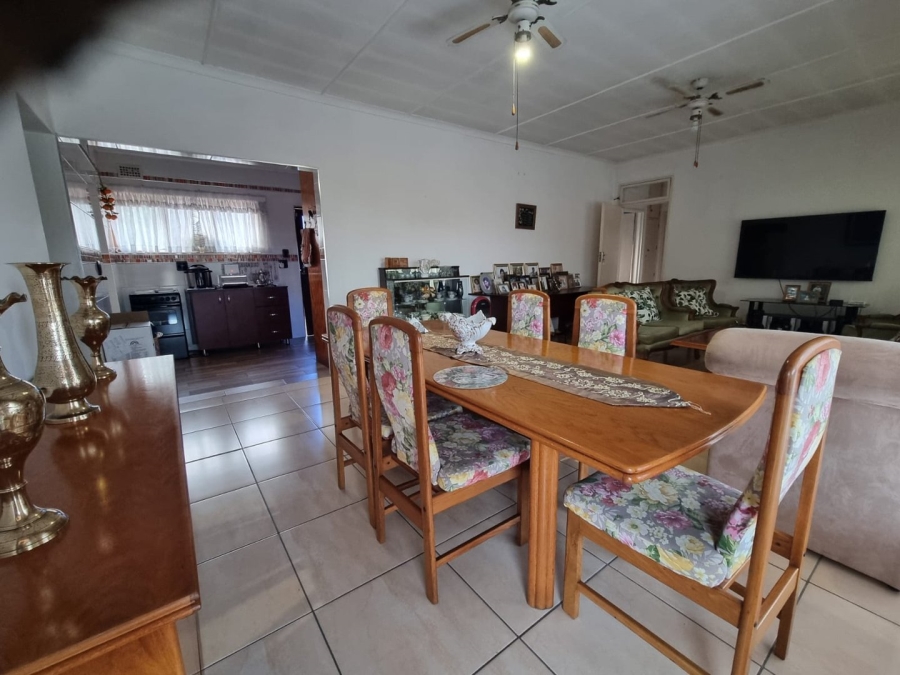 3 Bedroom Property for Sale in Southport KwaZulu-Natal