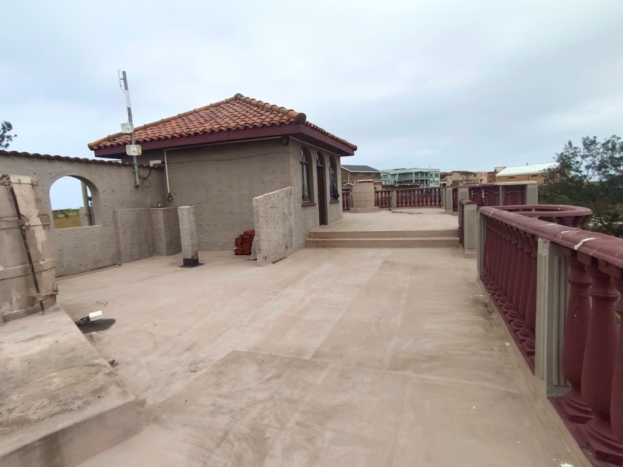9 Bedroom Property for Sale in Bluff KwaZulu-Natal