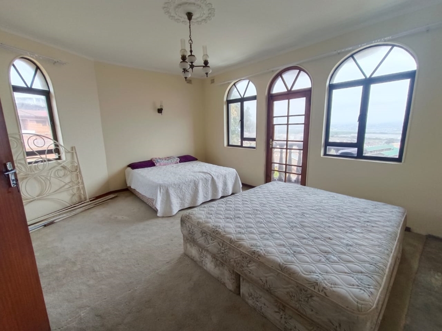 9 Bedroom Property for Sale in Bluff KwaZulu-Natal