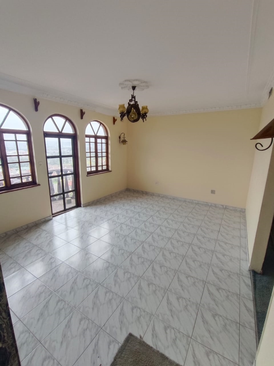 9 Bedroom Property for Sale in Bluff KwaZulu-Natal