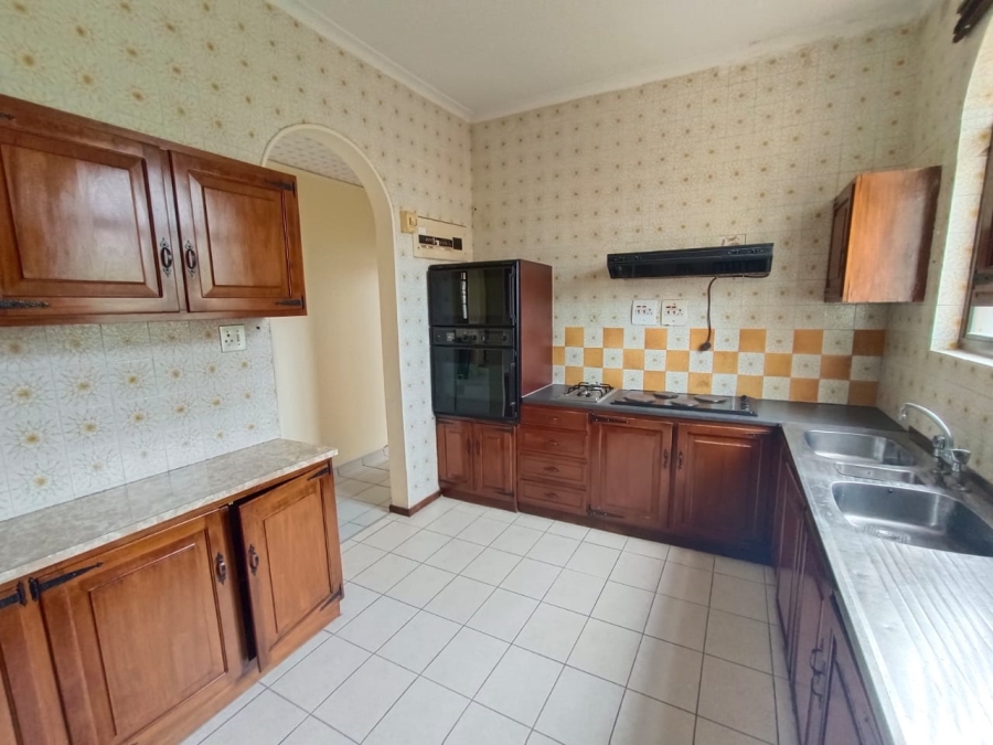 9 Bedroom Property for Sale in Bluff KwaZulu-Natal