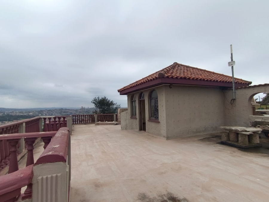 9 Bedroom Property for Sale in Bluff KwaZulu-Natal