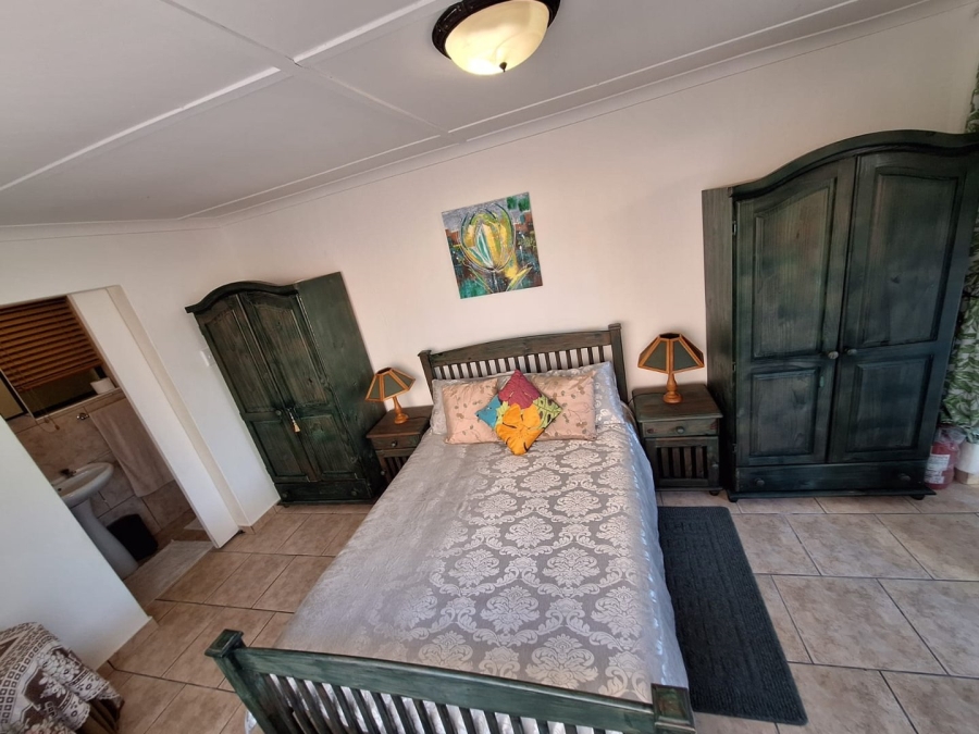 4 Bedroom Property for Sale in Hibberdene KwaZulu-Natal