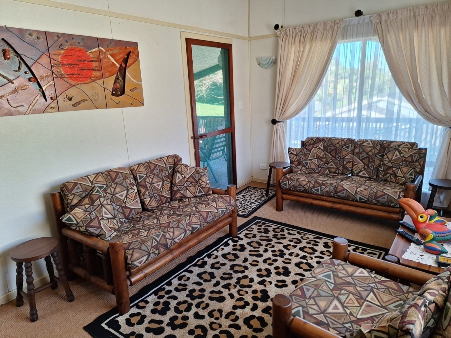 4 Bedroom Property for Sale in Hibberdene KwaZulu-Natal