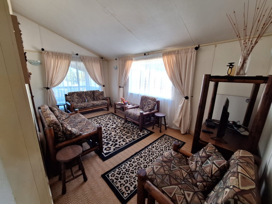 4 Bedroom Property for Sale in Hibberdene KwaZulu-Natal