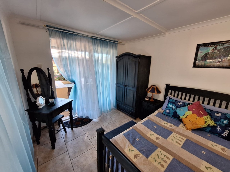 4 Bedroom Property for Sale in Hibberdene KwaZulu-Natal