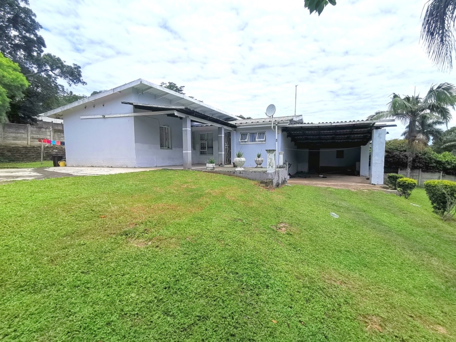 4 Bedroom Property for Sale in St Michaels On Sea KwaZulu-Natal
