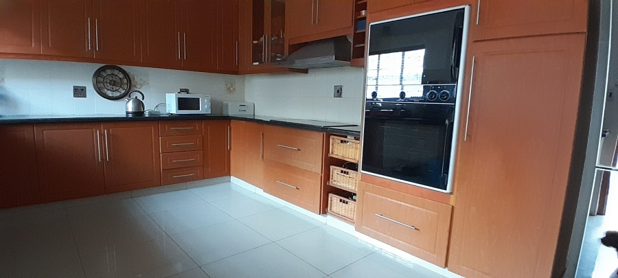 5 Bedroom Property for Sale in Ixopo KwaZulu-Natal