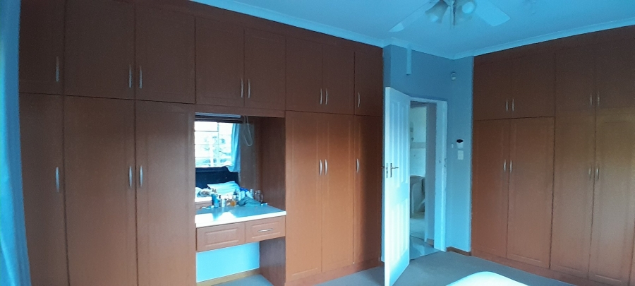 5 Bedroom Property for Sale in Ixopo KwaZulu-Natal