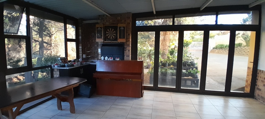 5 Bedroom Property for Sale in Ixopo KwaZulu-Natal