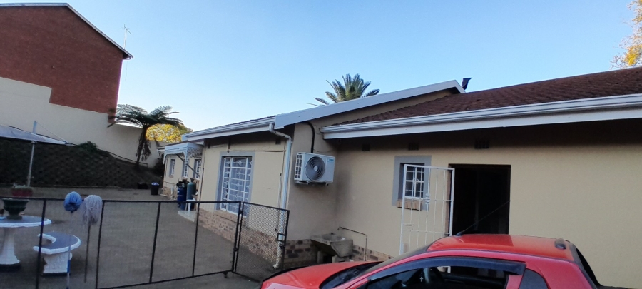 5 Bedroom Property for Sale in Ixopo KwaZulu-Natal