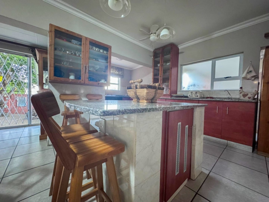 4 Bedroom Property for Sale in Signal Hill KwaZulu-Natal