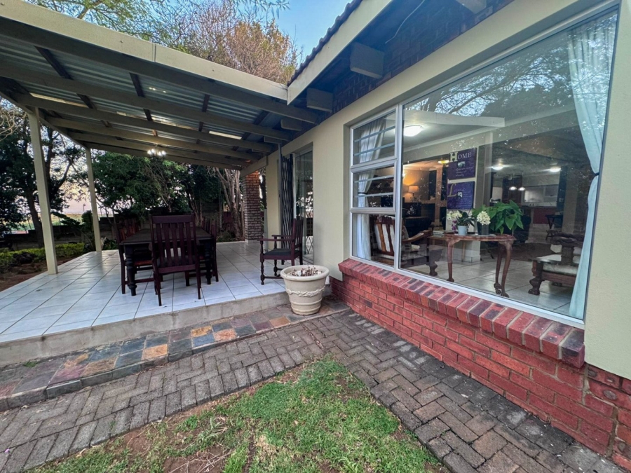 4 Bedroom Property for Sale in Signal Hill KwaZulu-Natal