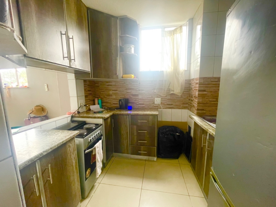 To Let 2 Bedroom Property for Rent in Umbilo KwaZulu-Natal