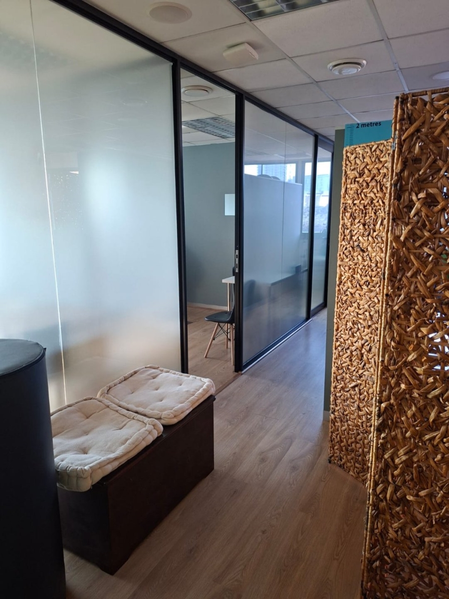 To Let Commercial Property for Rent in Umhlanga Ridge KwaZulu-Natal