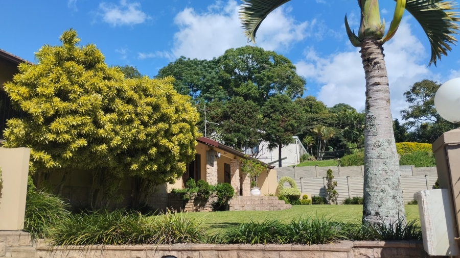 To Let 4 Bedroom Property for Rent in Dawncliffe KwaZulu-Natal
