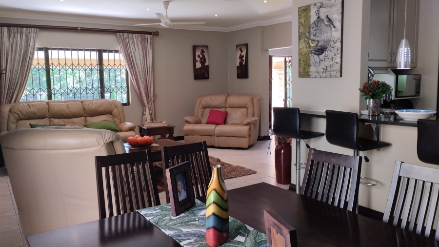 To Let 4 Bedroom Property for Rent in Dawncliffe KwaZulu-Natal