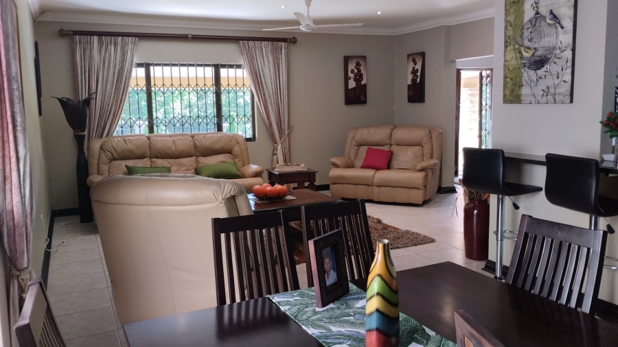 To Let 4 Bedroom Property for Rent in Dawncliffe KwaZulu-Natal