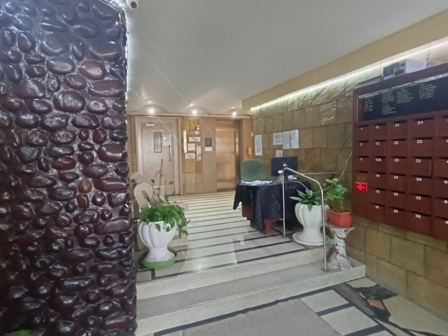 1 Bedroom Property for Sale in Point KwaZulu-Natal