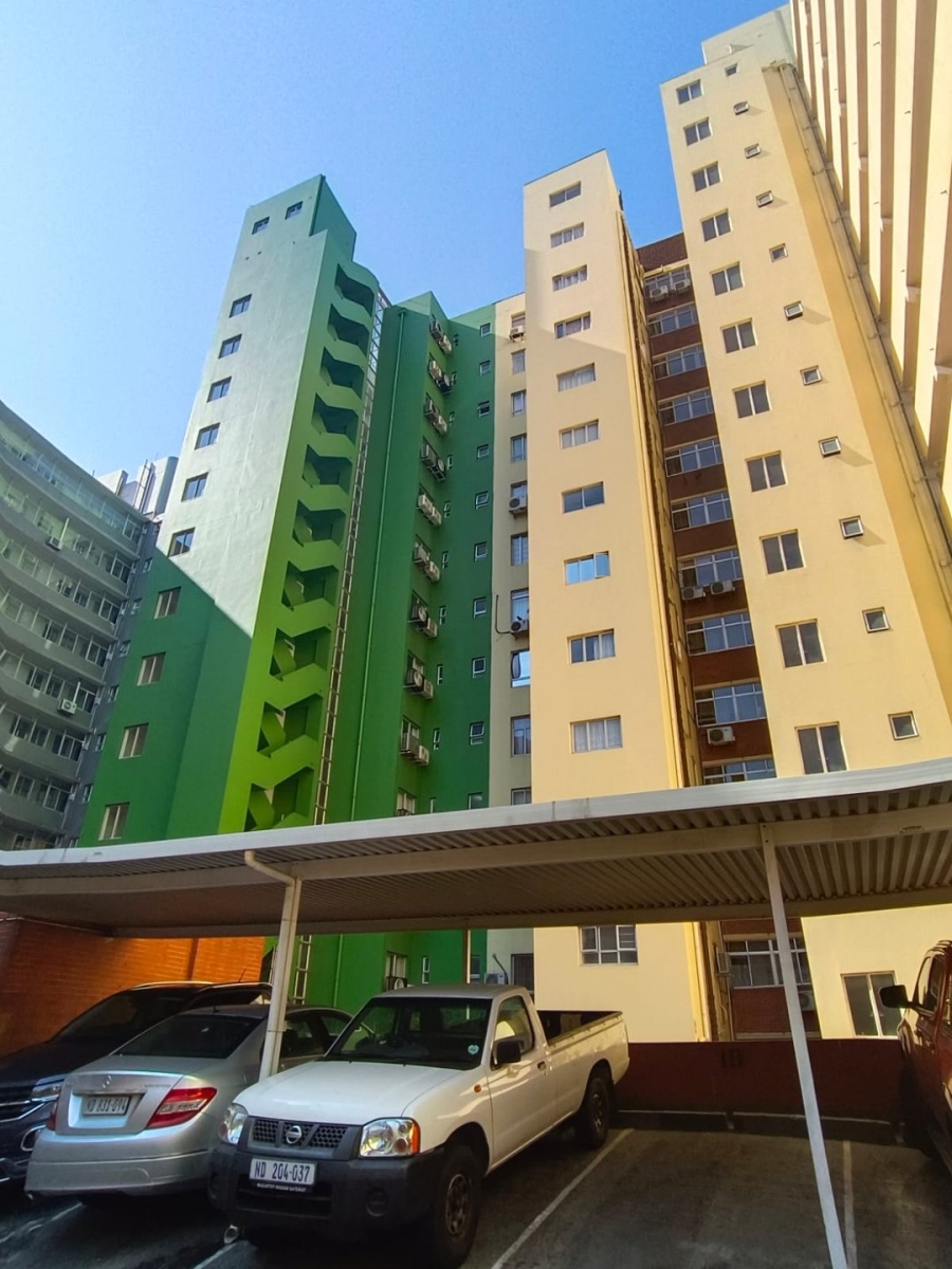 1 Bedroom Property for Sale in Point KwaZulu-Natal