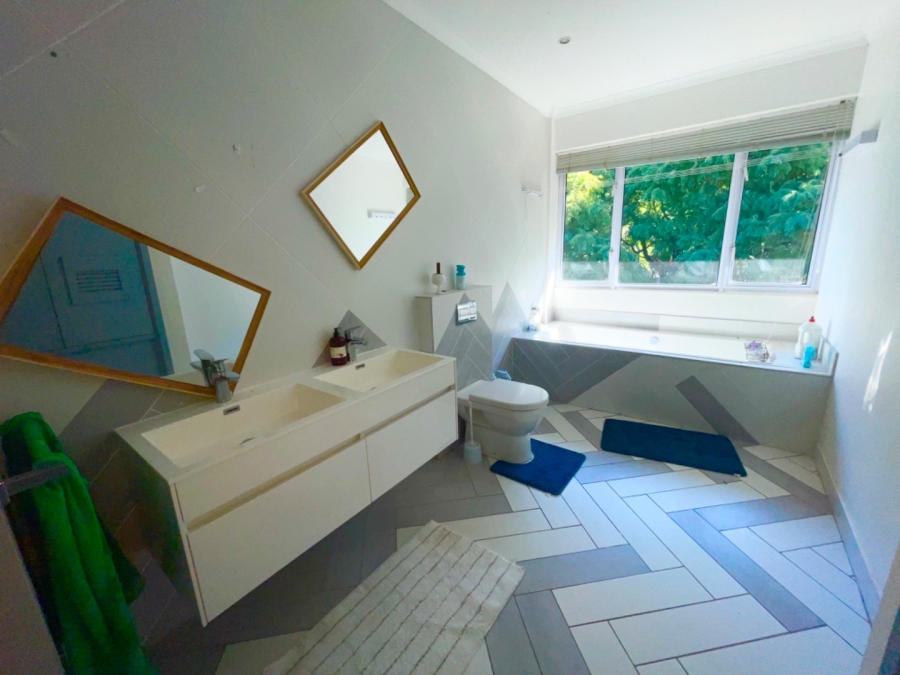 3 Bedroom Property for Sale in Glenwood KwaZulu-Natal