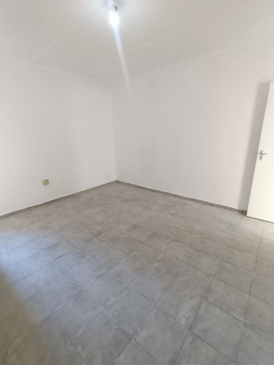 To Let 3 Bedroom Property for Rent in Merewent KwaZulu-Natal