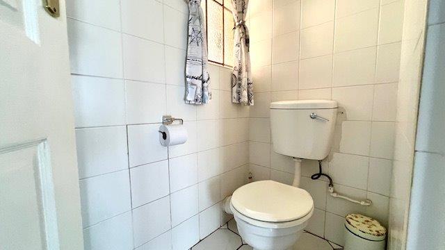 2 Bedroom Property for Sale in Uvongo KwaZulu-Natal
