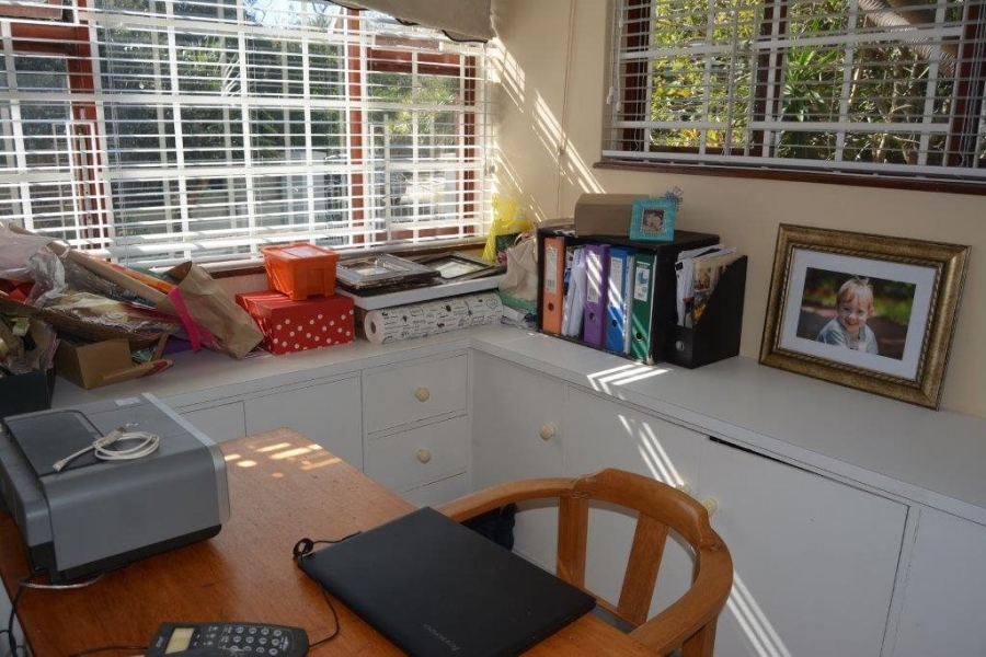 6 Bedroom Property for Sale in St Michaels On Sea KwaZulu-Natal