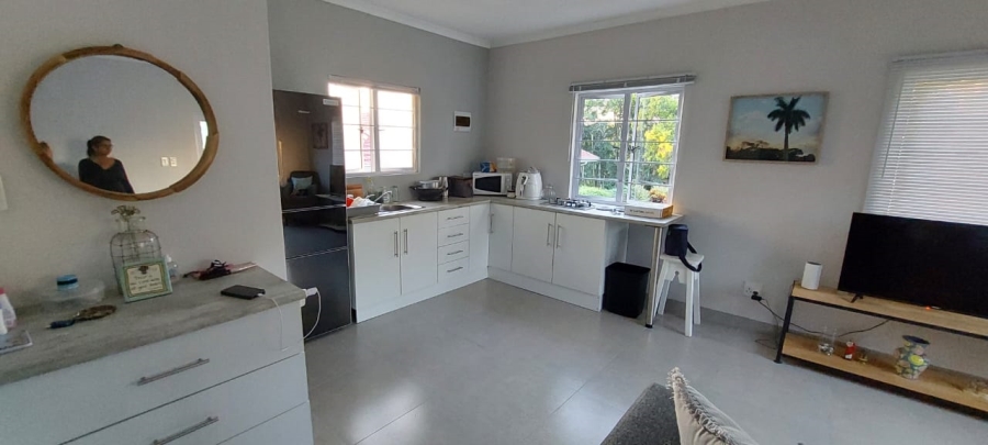To Let 1 Bedroom Property for Rent in Farningham Ridge KwaZulu-Natal