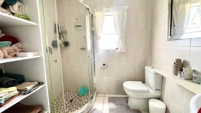 3 Bedroom Property for Sale in Uvongo Beach KwaZulu-Natal