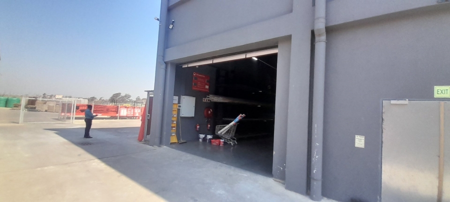 To Let Commercial Property for Rent in Riyadh KwaZulu-Natal