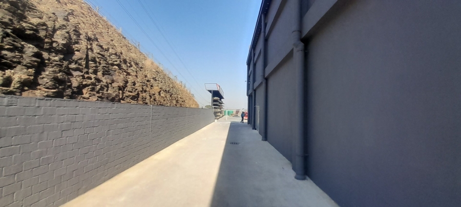 To Let Commercial Property for Rent in Riyadh KwaZulu-Natal
