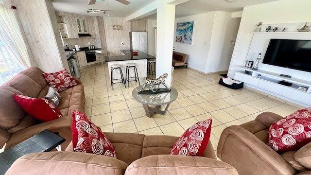 3 Bedroom Property for Sale in Uvongo KwaZulu-Natal