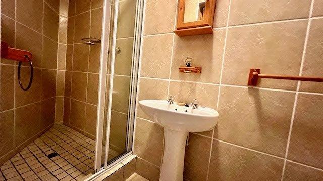 3 Bedroom Property for Sale in Uvongo KwaZulu-Natal