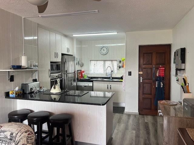 2 Bedroom Property for Sale in Uvongo KwaZulu-Natal