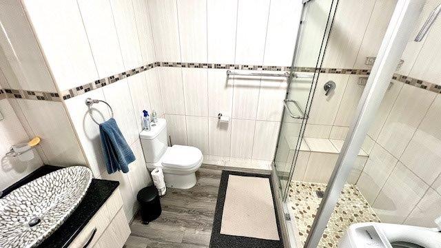 2 Bedroom Property for Sale in Uvongo KwaZulu-Natal