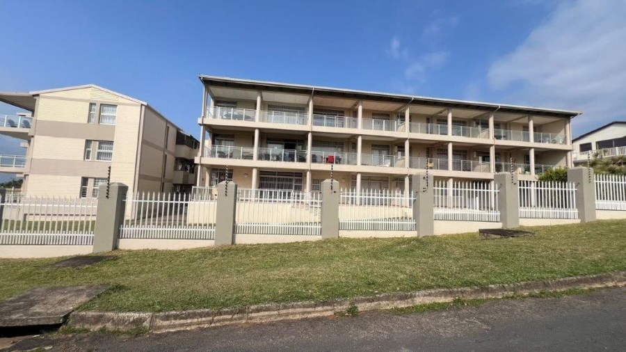 2 Bedroom Property for Sale in Uvongo KwaZulu-Natal