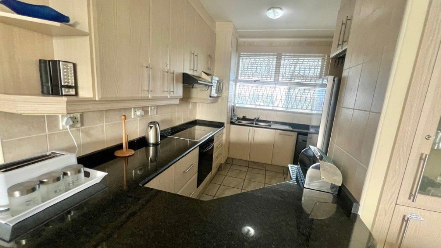 2 Bedroom Property for Sale in Uvongo KwaZulu-Natal