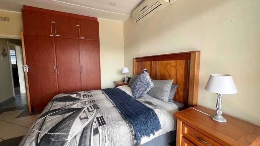 2 Bedroom Property for Sale in Uvongo KwaZulu-Natal