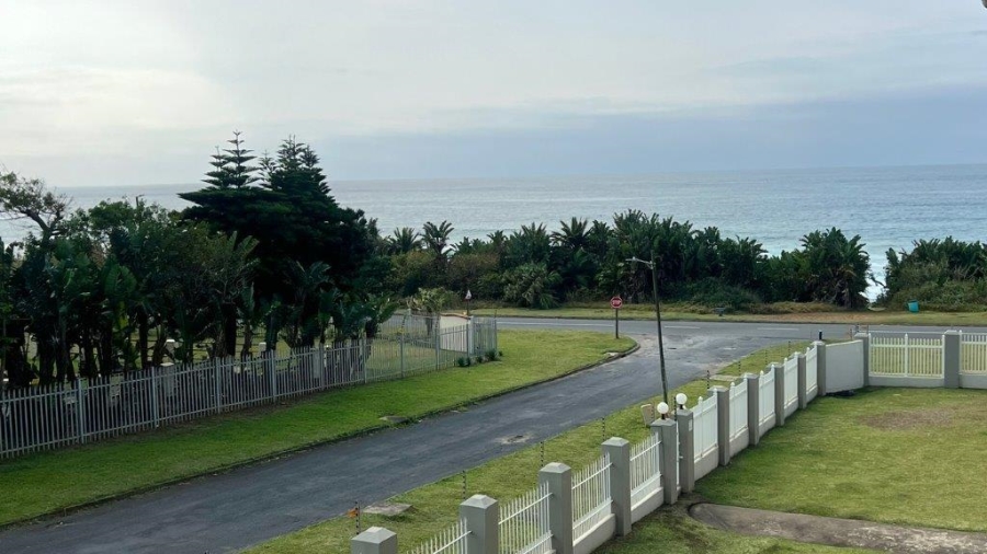 2 Bedroom Property for Sale in Uvongo KwaZulu-Natal